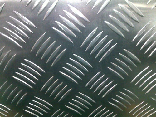 Aluminum 5 Bar Pattern Sheets - Color: Silver