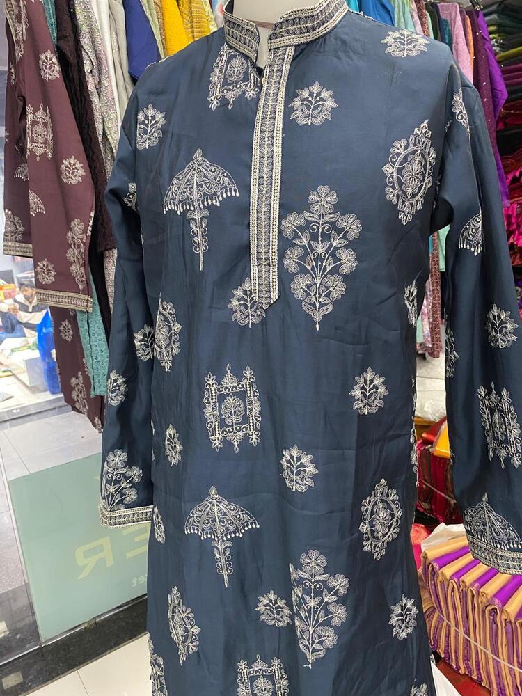 Mans Kurta With Payjam - Design: Traditional
