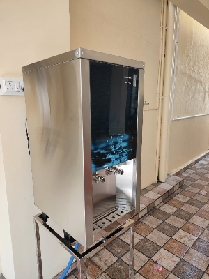 300 Ltr Model 50 Hot And Cold Water Ro Purifier - Features: Easy To Install