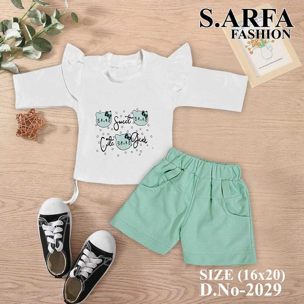 Dn-2029 Tops And Hot Pant Baby Clothing Set - Age Group: Kids