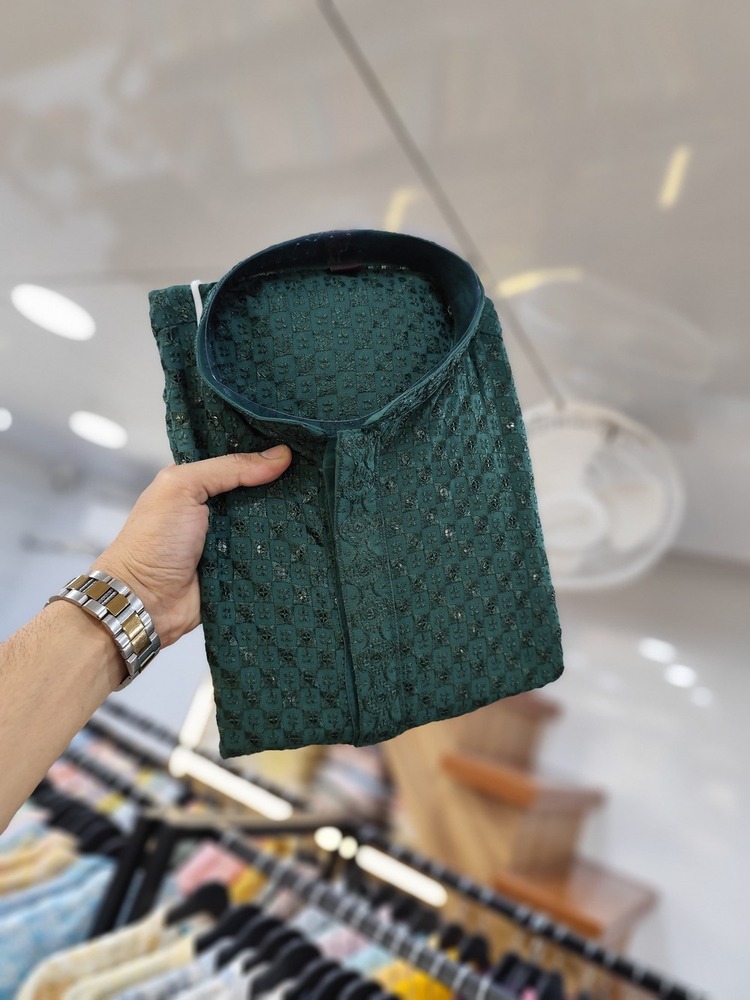 Luckhnawi Work Mens Kurta With Payjana