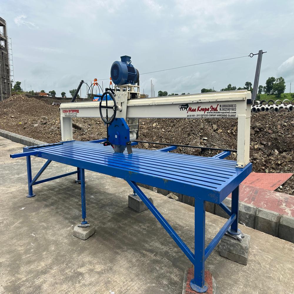 Bridge Type Edge Cutting Machine - Cutting Area: 50 Square Millimeter (Mm2)