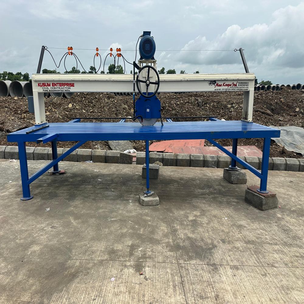 Bridge Type Edge Cutting Machine - Cutting Area: 50 Square Millimeter (Mm2)