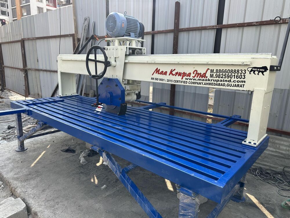 Stone Cutting Machine