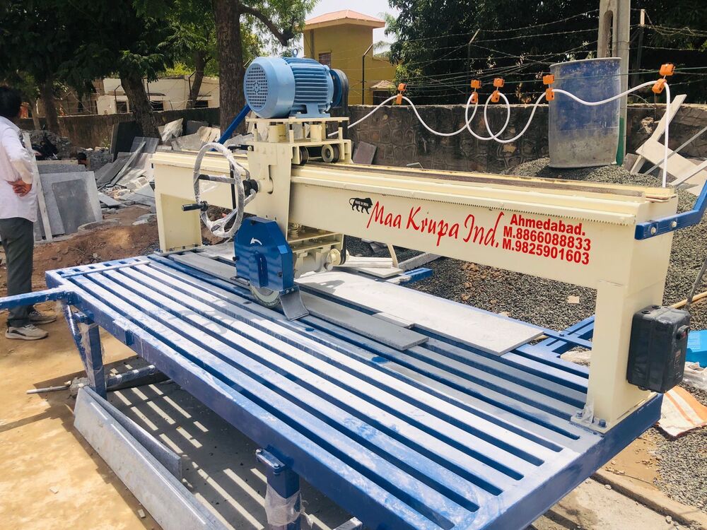 Stone Cutting Machine