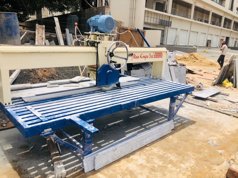 Stone Cutting Machine