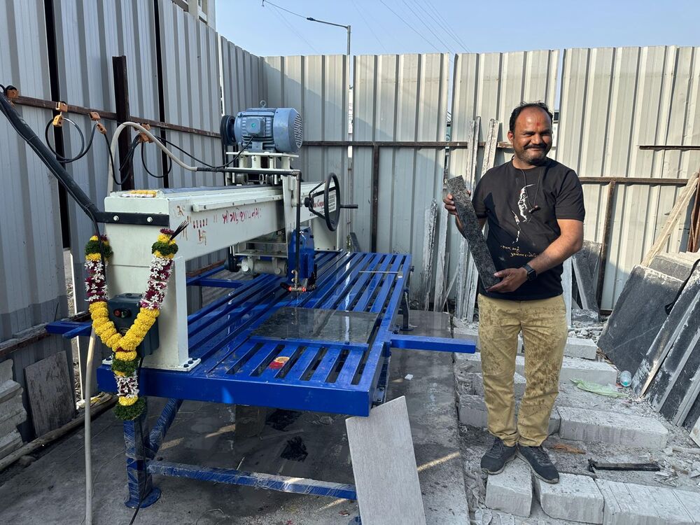 Portable Edge Stone Cutting Machine - Cutting Thickness: 50 Millimeter (Mm)