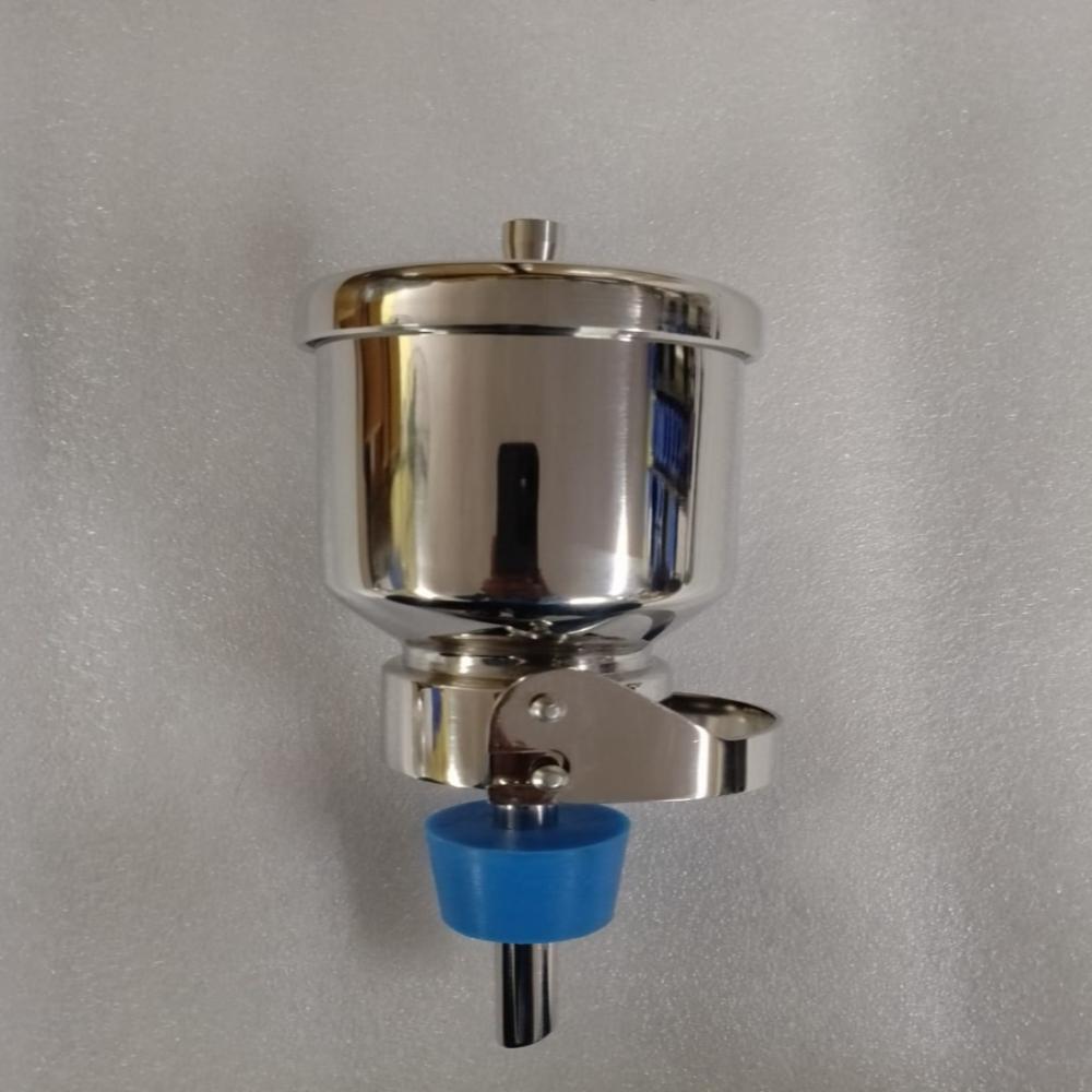 Stainless Steel Vacuum Filter Holder - Color: Silver
