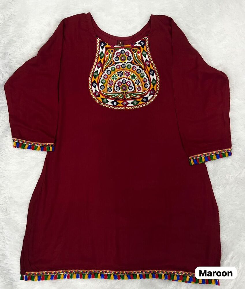 Shorts Lenghth Tops - Color: Multicolor
