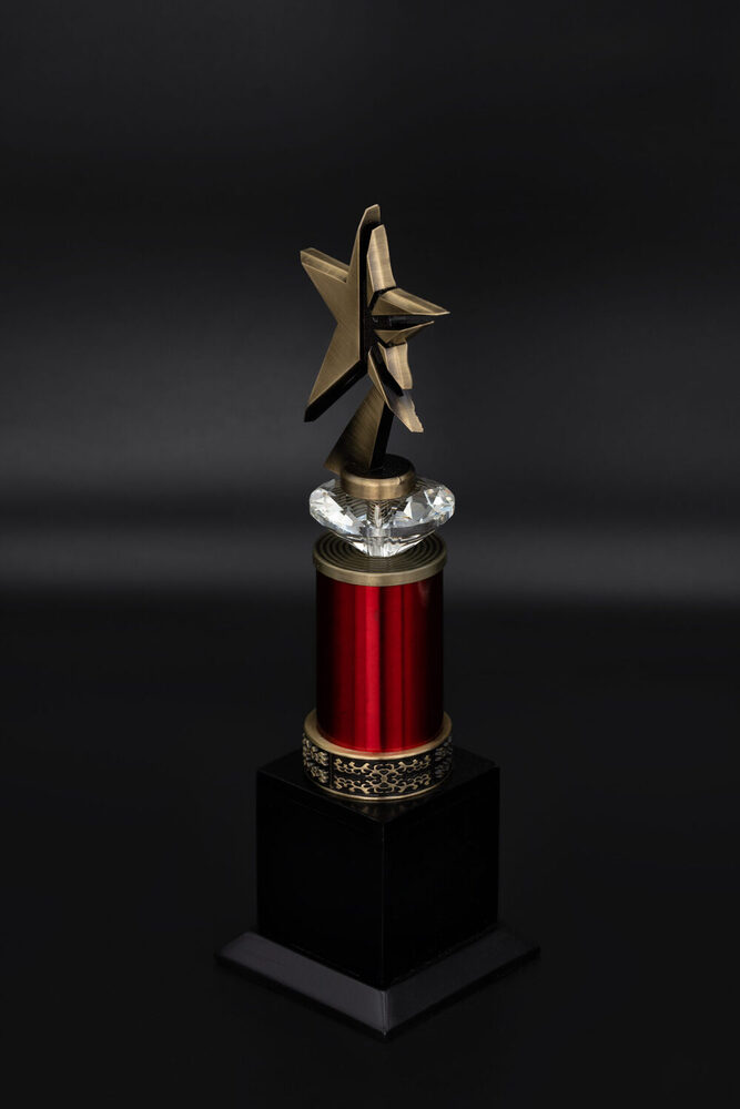 Omaxe-1019-AG Trophy