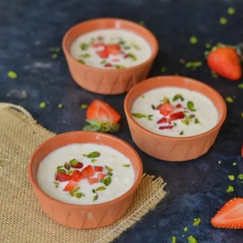 Strawberry Rabdi - Fat: Nil Percentage ( % )