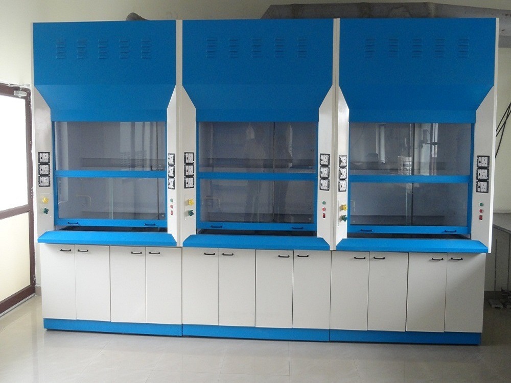 Bench Type Fume Hood - Design: Attractive