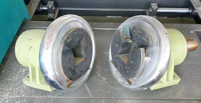 Machine Safety Chucks - Color: Silver