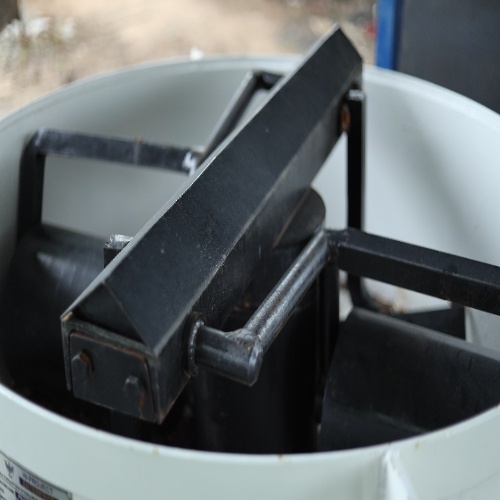 Muller Mixture Machine - Capacity: 400 Kg/hr