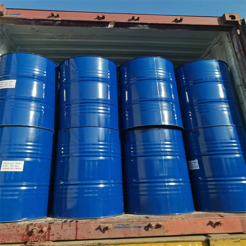 Dioctyl Phthalate - 95%-99% Purity | Industrial-grade, Sharp Smell, Insoluble, 6-12 Months Shelf Life, Handle With Caution