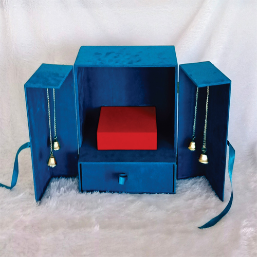 05_Gift Box - Color: Blue