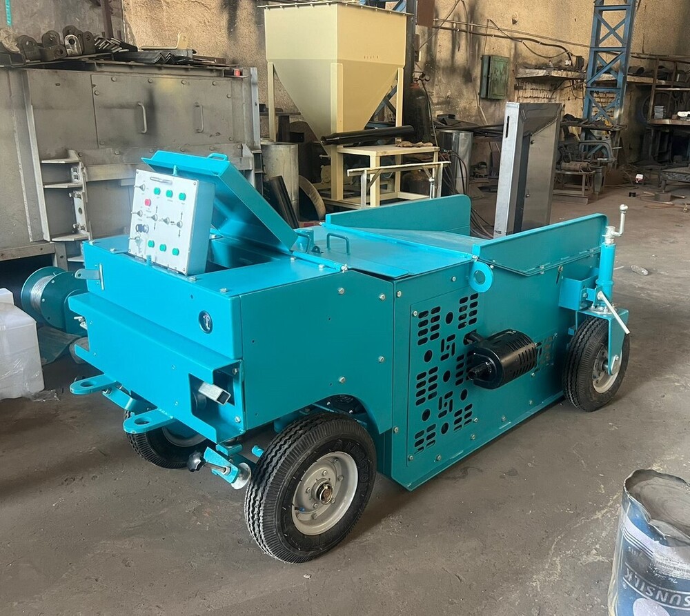 Kerb Laying Machine - Automatic Grade: Automatic