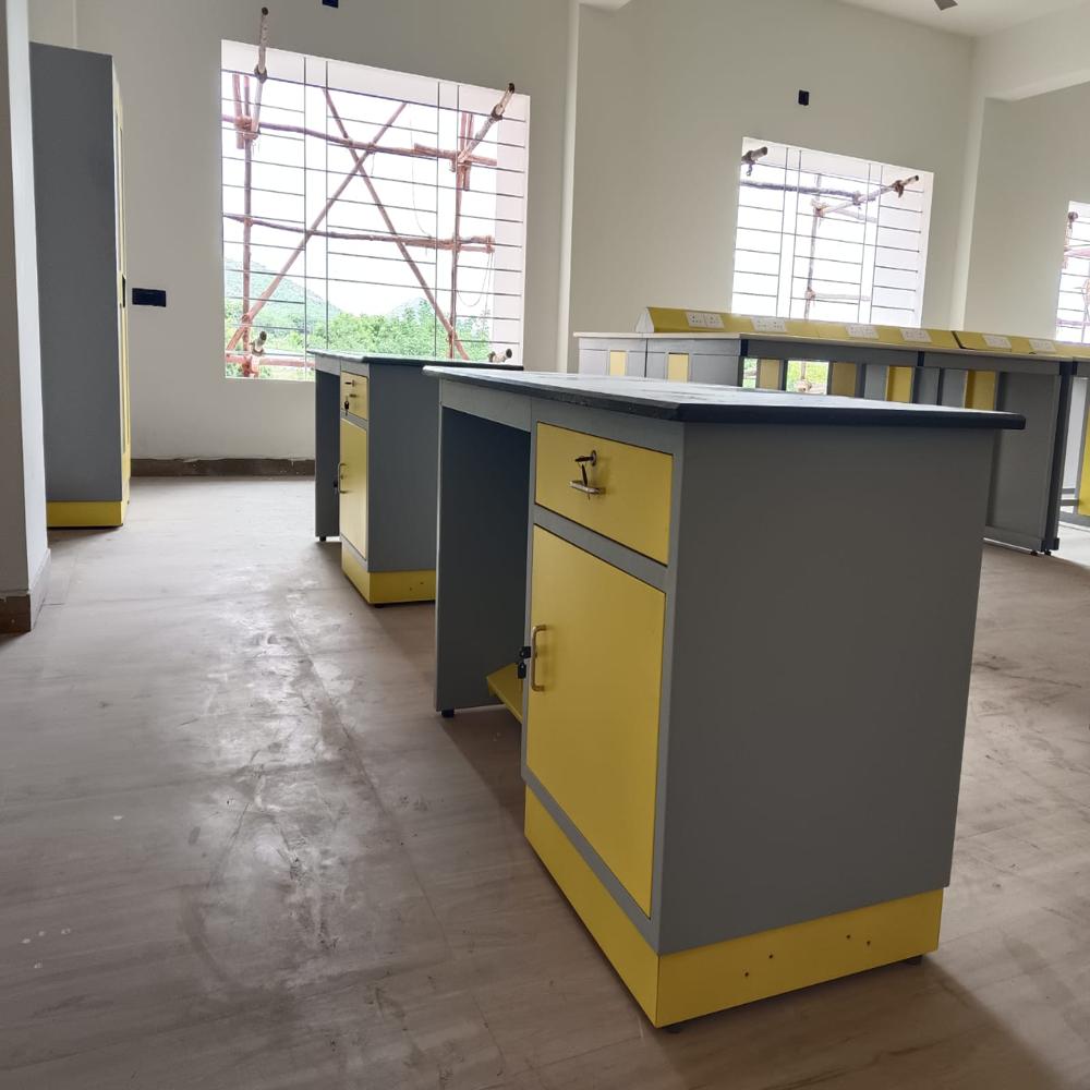 Staff Table - Application: Industrial