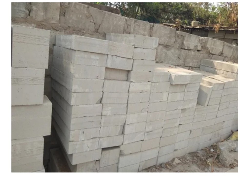 100 Mm Aac Block - Color: Gray