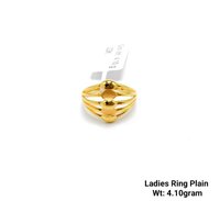 92% Ladies Gold Ring Plain