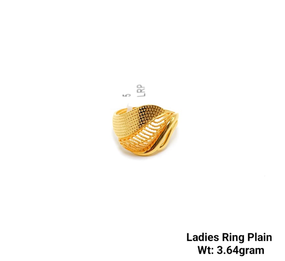 92% Ladies Gold Ring Plain
