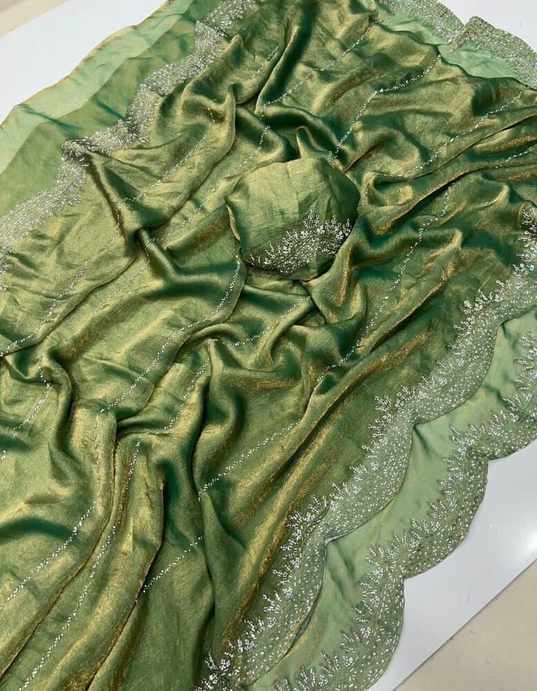 Fendy Chiffon Jarkhan Dimound Work Saree With Running Blouse 3