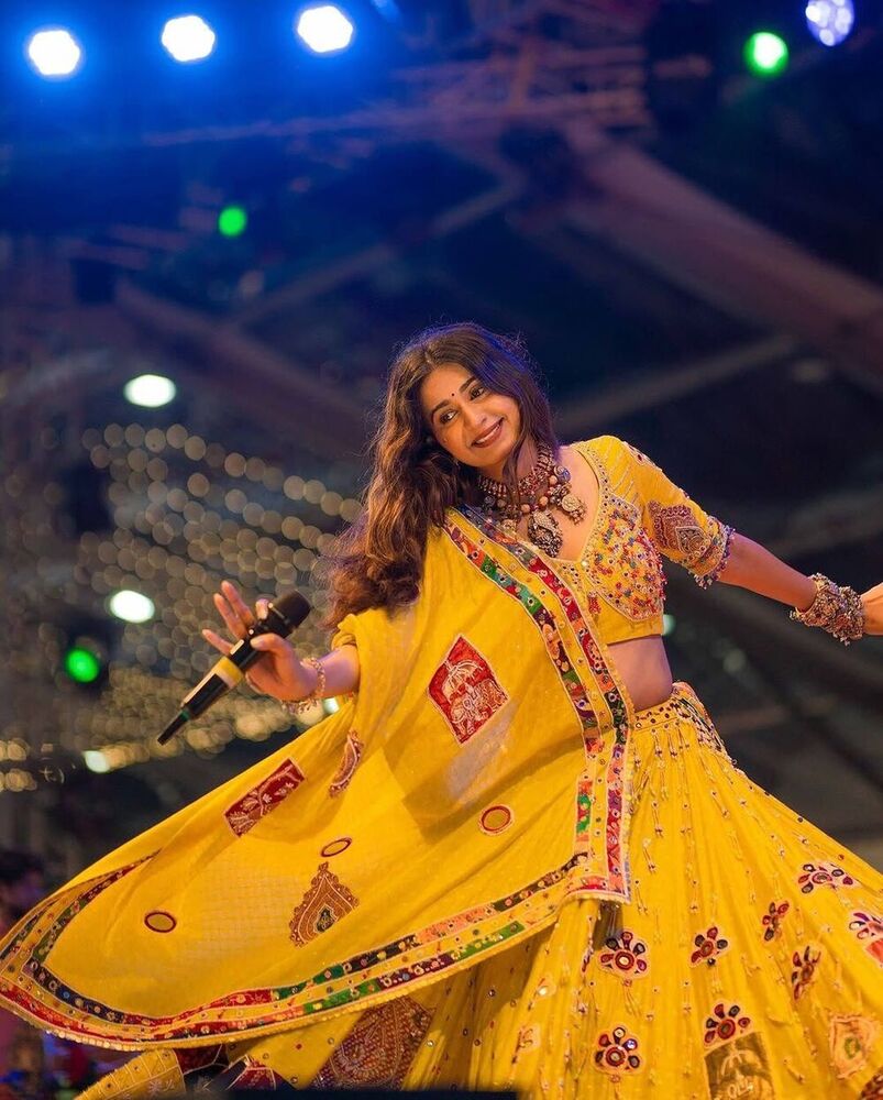 NEW TRENDING NAVRATRI SPECIAL CHANIYA CHOLI