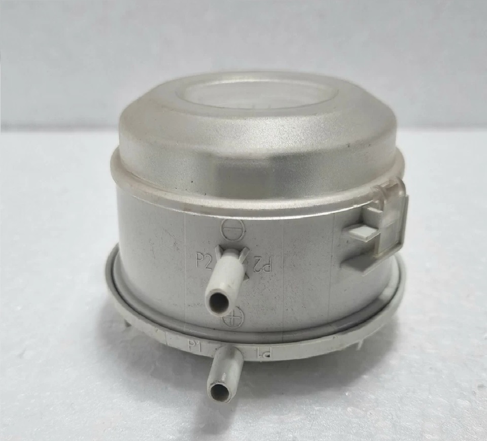 Huba 604 Huba Control 604.9000002 Differential Pressure Switch 0.2-3 Mbar at ...