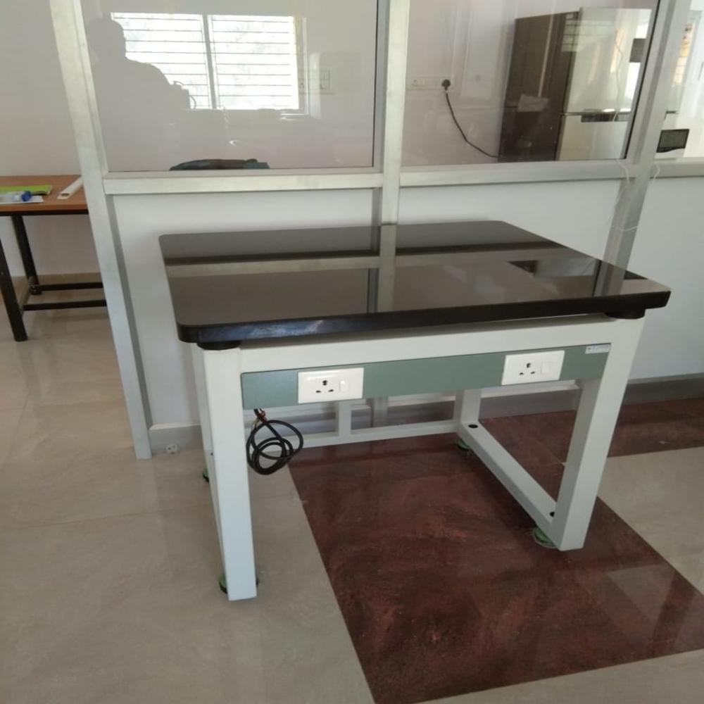 Anti Vibration Table - Application: Industrial