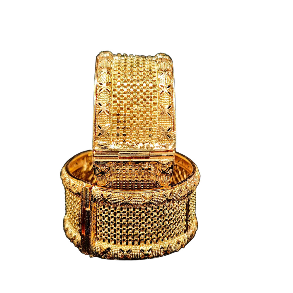 Engraved Design Gold Bangles - Color: Golden