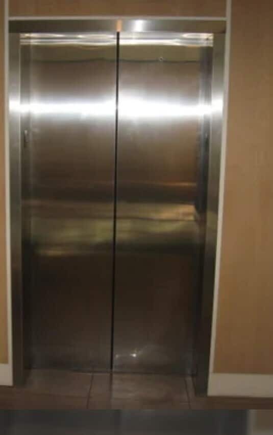 Stainless Steel Elevator Cabin - Capacity: 1000 Kg