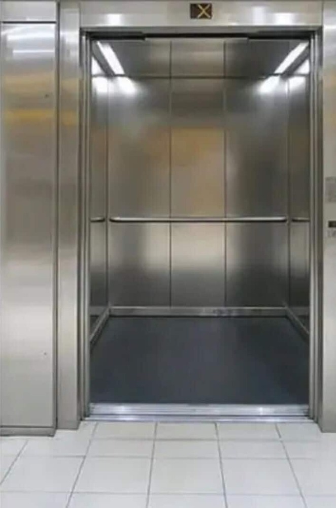 Steel Home Hydraulic Elevator - Voltage: 220-440 Volt (V)