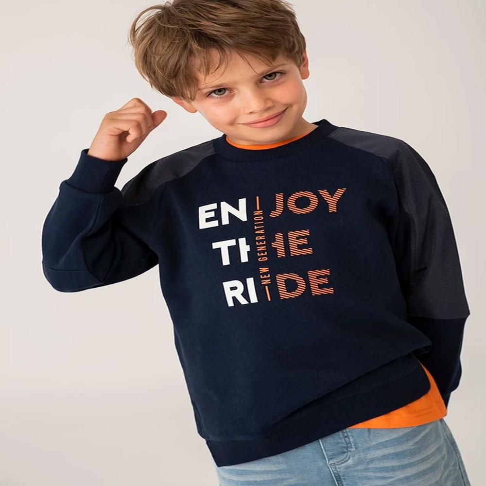 Grey Color Full Sleeves T Shirt - Age Group: Adult