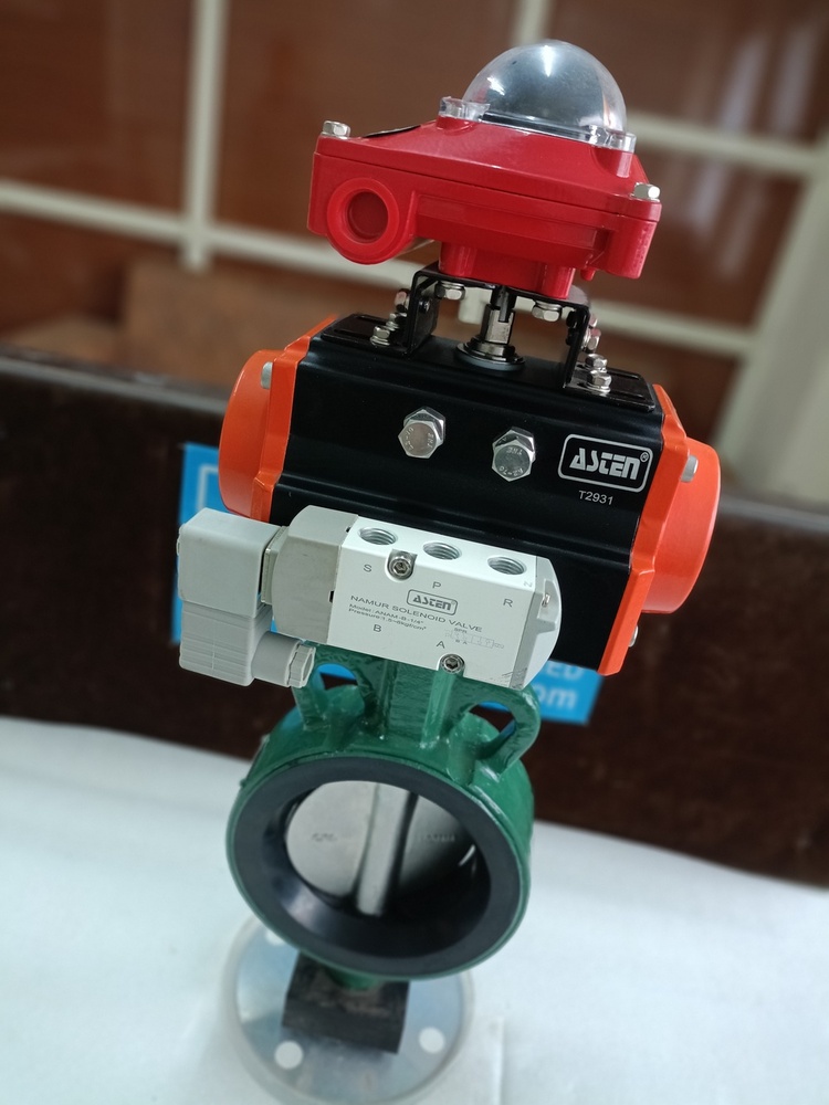 Pneumatic Butterfly Valve - Material: Stainless Steel