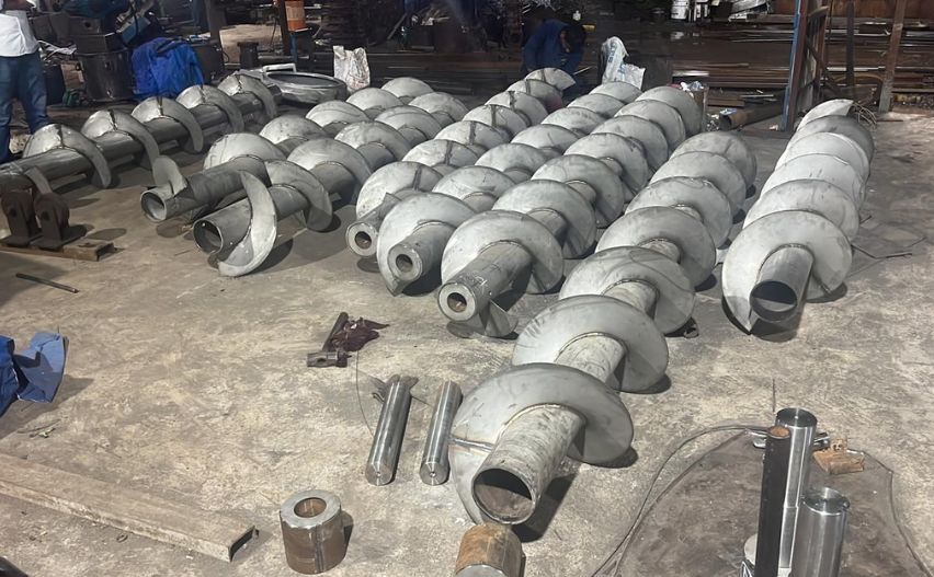 Ss Screw Conveyor - Features: Stable Performance
