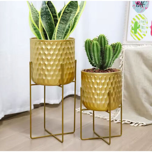 New Design Round Shape Metal Planters With Stand Perfect For Indoor Corner Decoration Long Time Use From Indian Supplier - Color: Golden