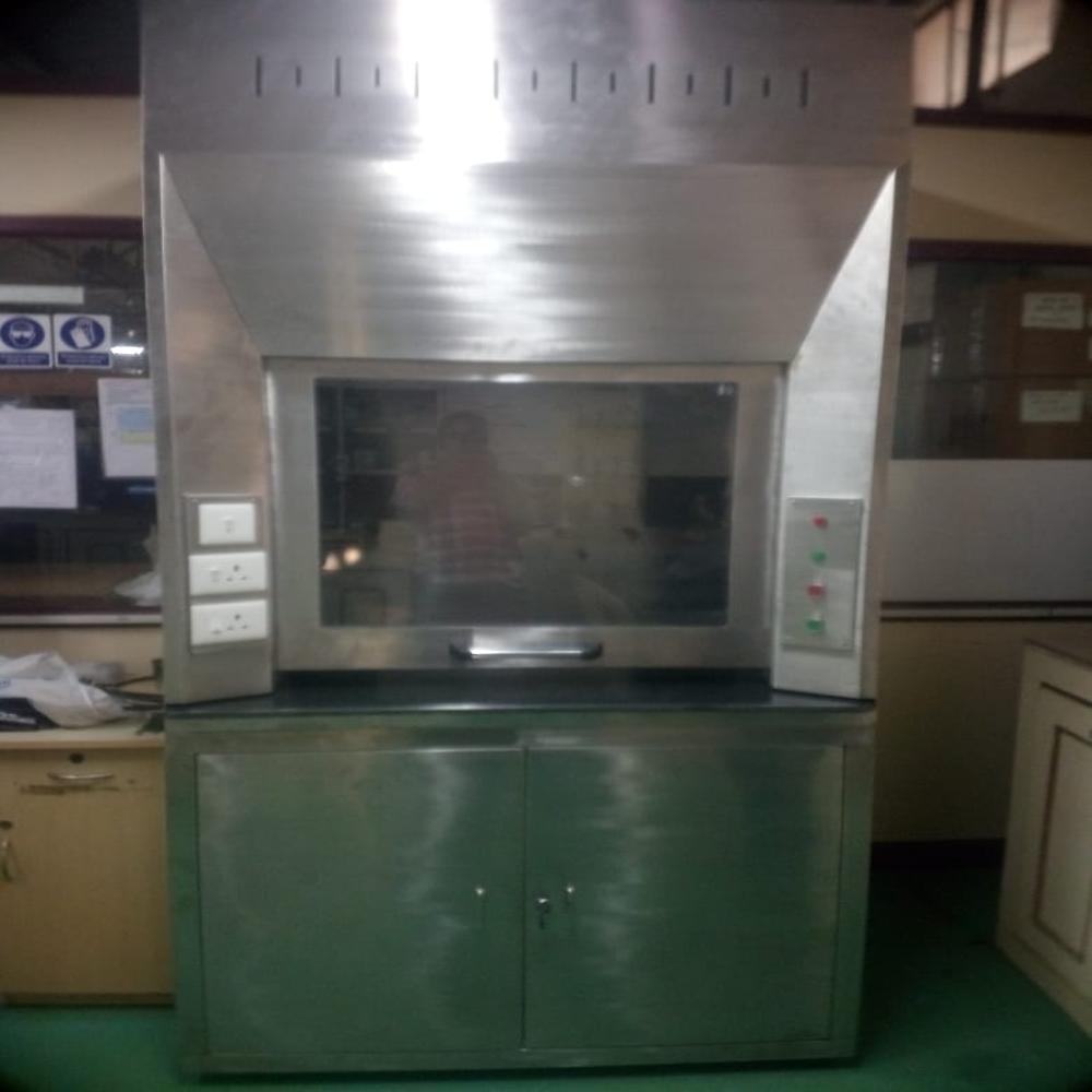LAB TESTING FUME HOOD