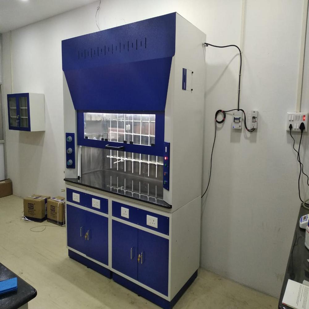 6 X 3 ft Laboratory Fume Hood