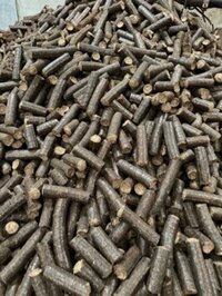 Biomass Briquettes Made From Groundnut Shell - Ash Content (%): 10 %