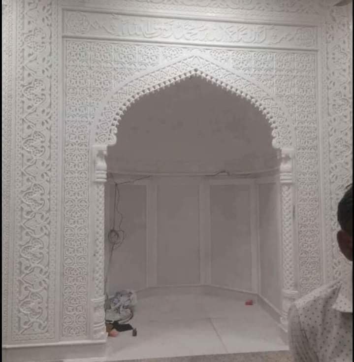 Makrana Marble Masjid Qibla - Color: White