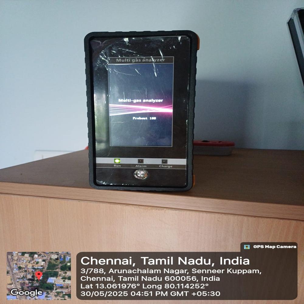 Portable gas analyzer