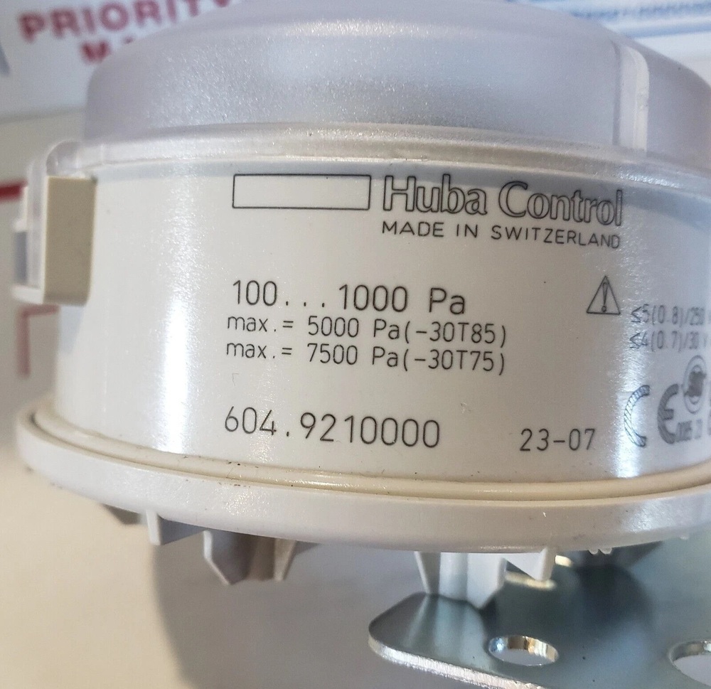 HUBA CONTROL 604.9210000 DIFFERENTIAL PRESSURE SWITCH 100-1000 Pa
