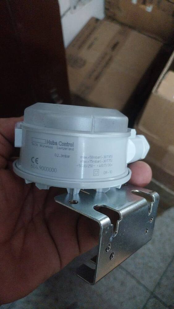 HUBA CONTROL 604.9210000 DIFFERENTIAL PRESSURE SWITCH 100-1000 Pa