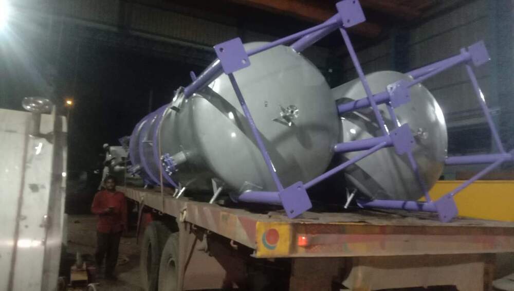 High pressure vessels