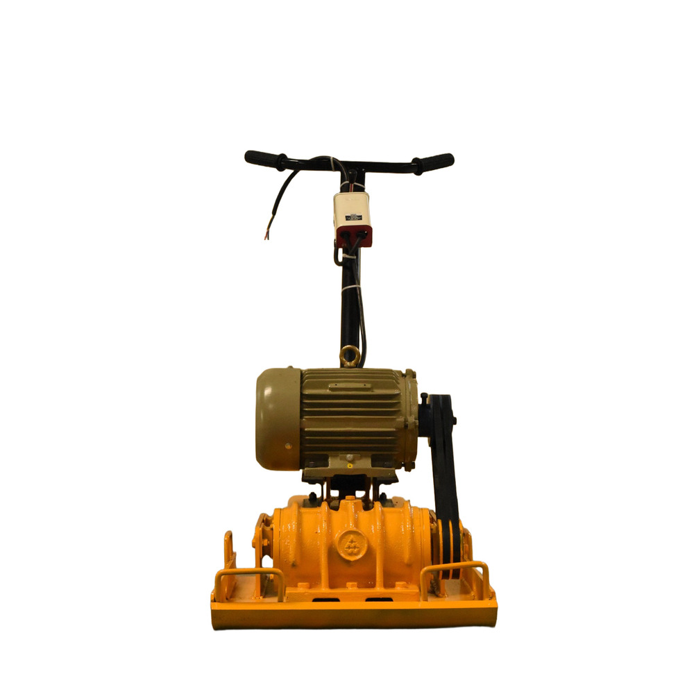 Plate Compactor With Electric Crompton Motor - Capacity: 5-6 Ton