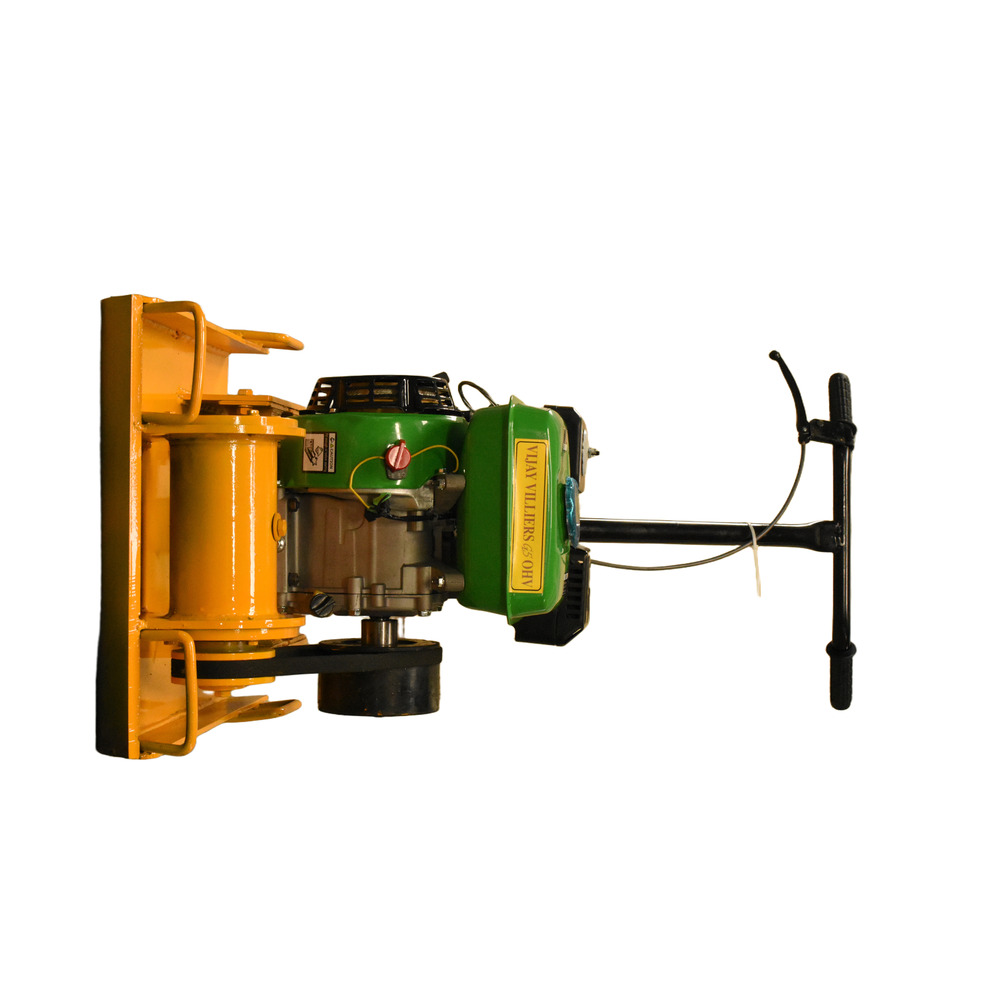Plate Compactor With Vijay Villiers Petrol Engine - Color: Yellow