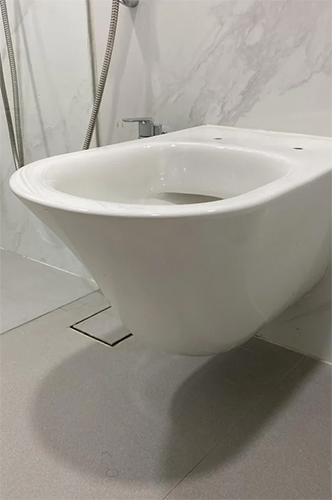 Kohler Sanitaryware Bath Fittings - Color: White