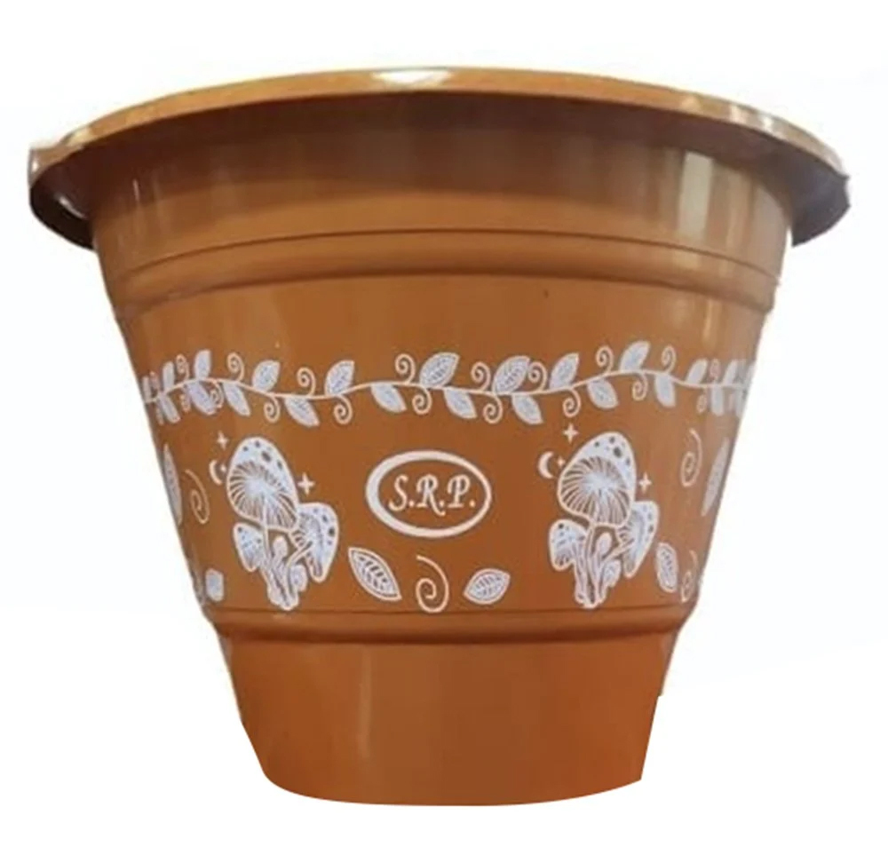 01_Plastic Flower Pot - Color: Brown