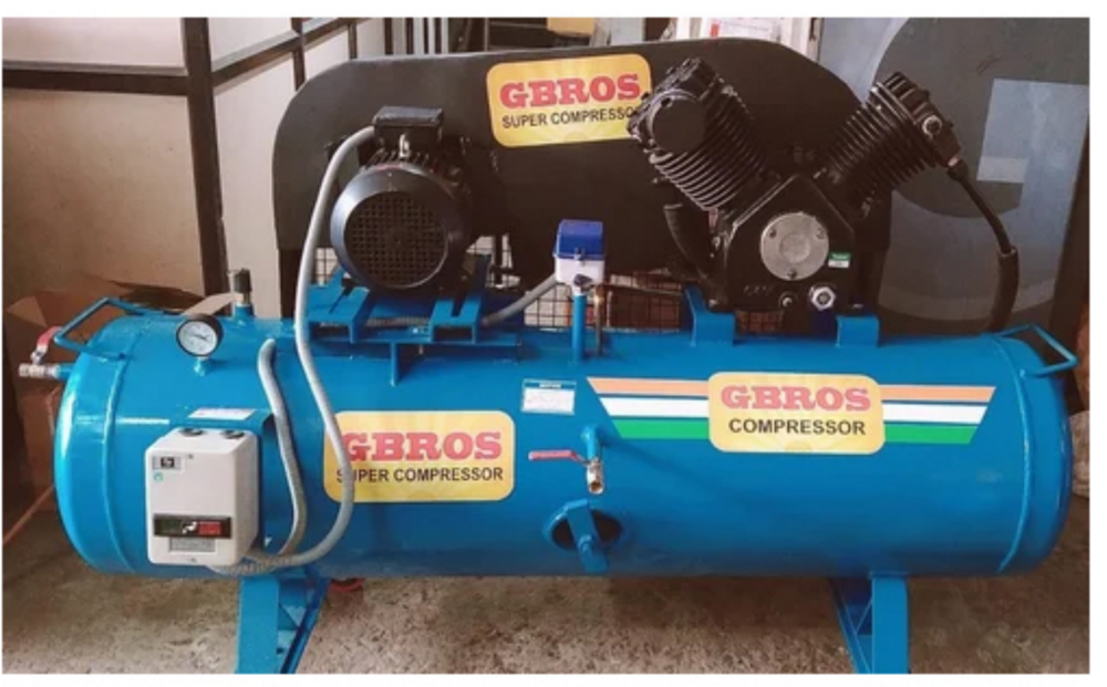 Two Stage Compressor - Air Flow Capacity: 100 Liter (L)