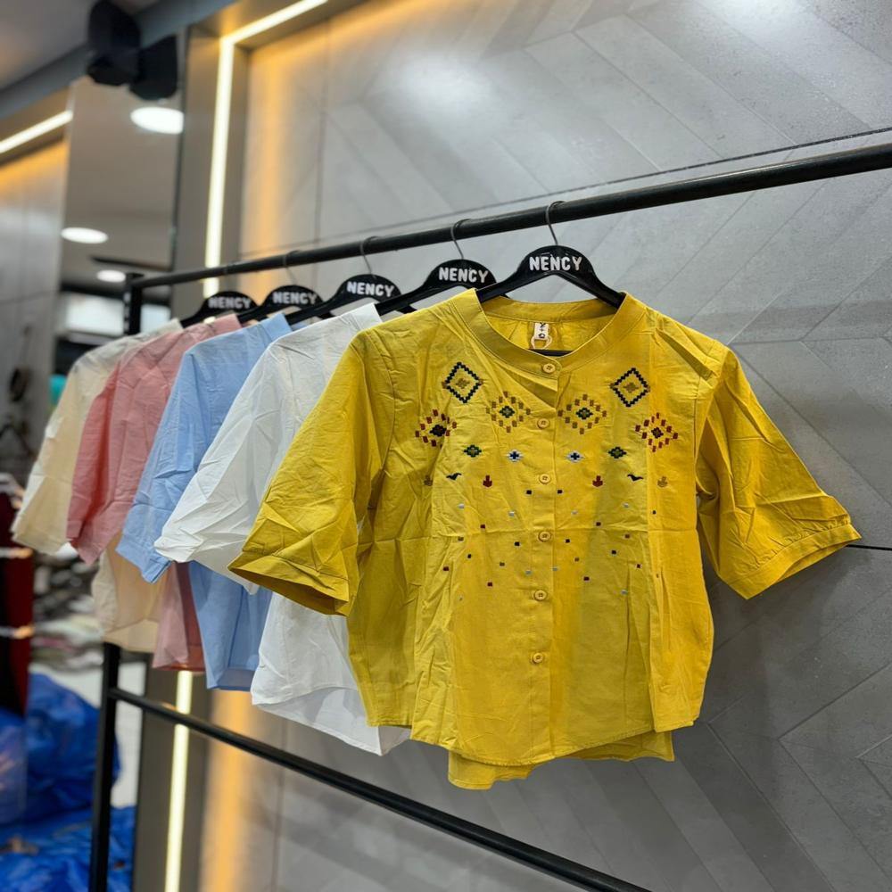 Ladies Top - Cotton, All Sizes Available, Different Colors , Trendy Design With Printed Pattern And Customizable Logo Option